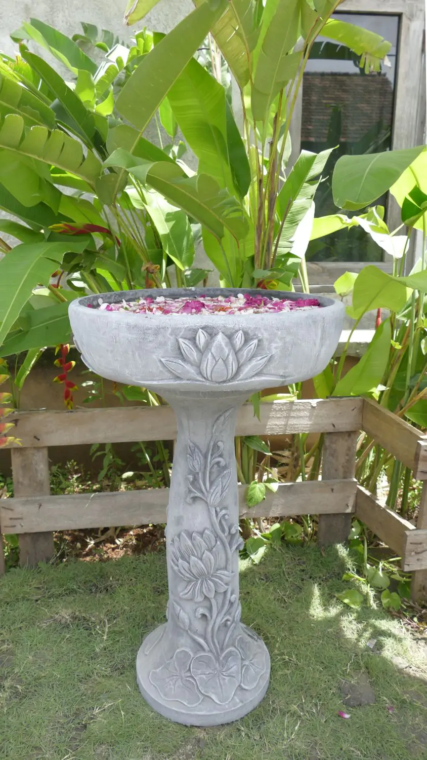  Product image 1 of the product “Set Pattaya – Bird Bath | 83 cm Height, Ø Bowl 50 cm | Casted Stone ”